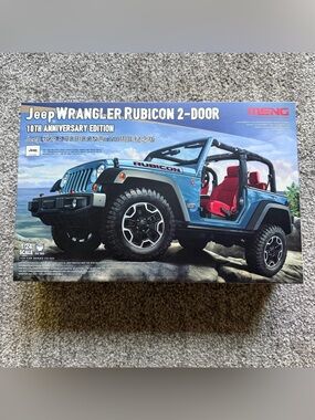 MENG Jeep Wrangler Rubicon 2-Door 10th Anniversary Edition 1/24 Scale Model Kit